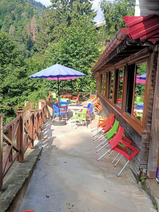 Ferah Butik Otel Çamlıhemşin Exterior foto